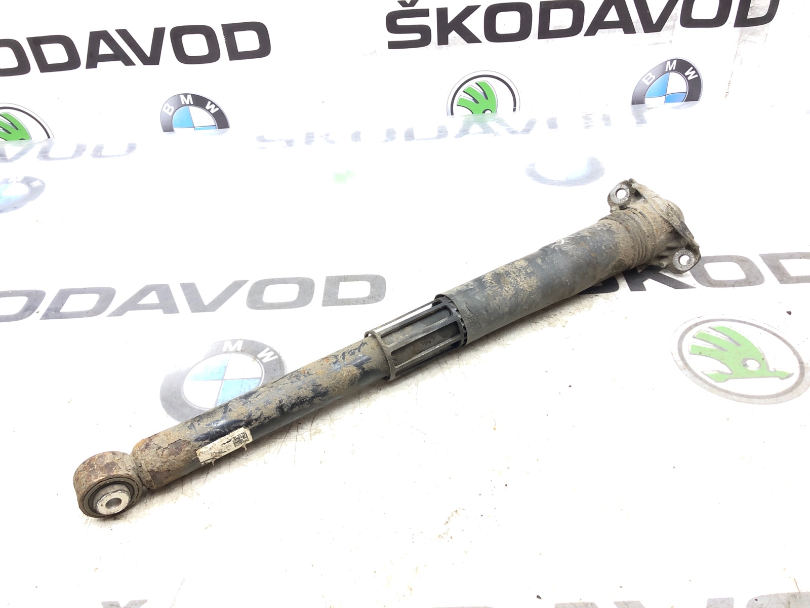 Амортизатор, 1000 рублей, Москва