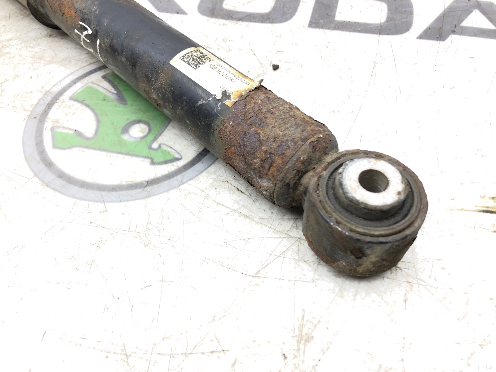 Амортизатор, 1000 рублей, Москва