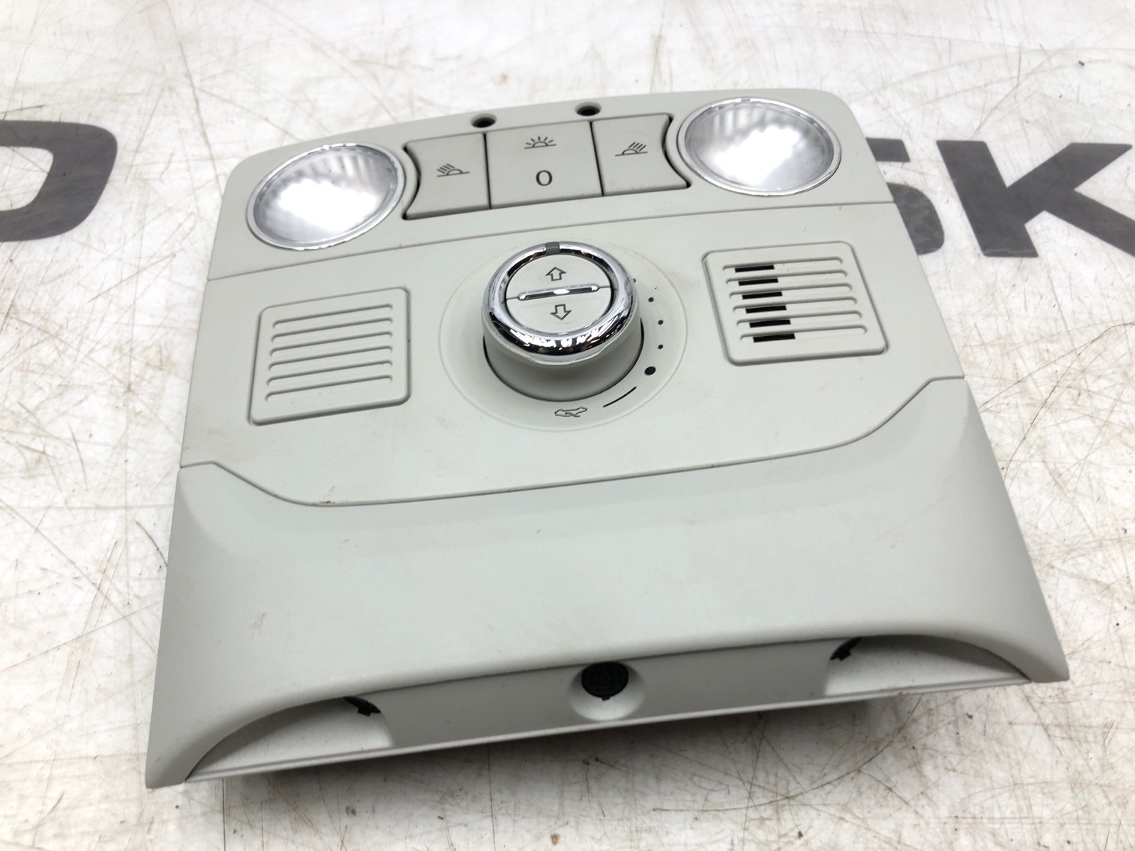 Плафон освещения салона, 4500 рублей, Москва