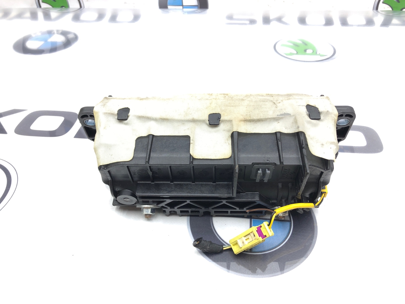 Подушка безопасности пассажира, 3500 рублей, Москва