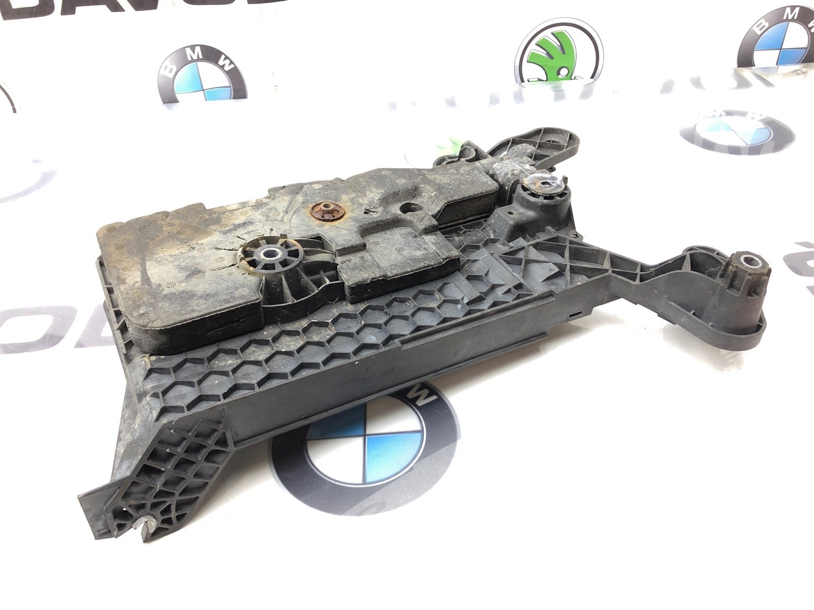 Площадка аккумулятора (АКБ), 1000 рублей, Москва