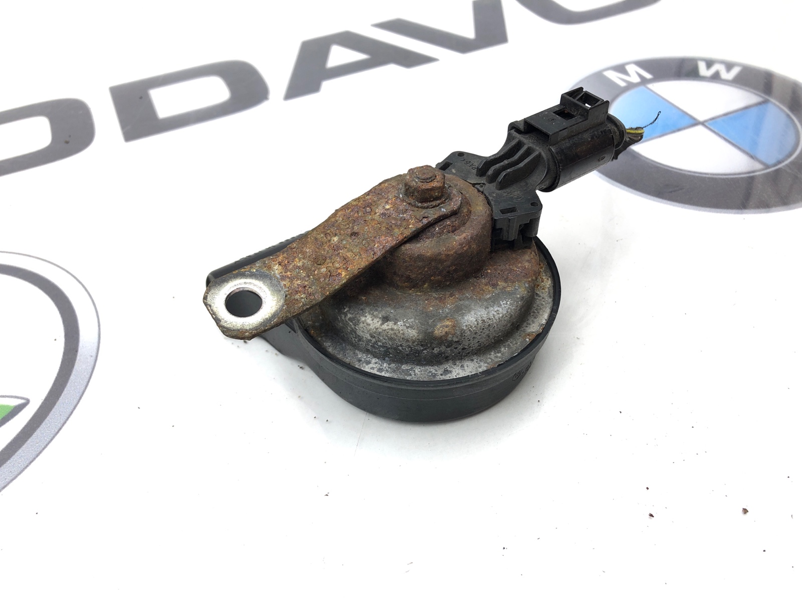 Звуковой сигнал, 1500 рублей, Москва