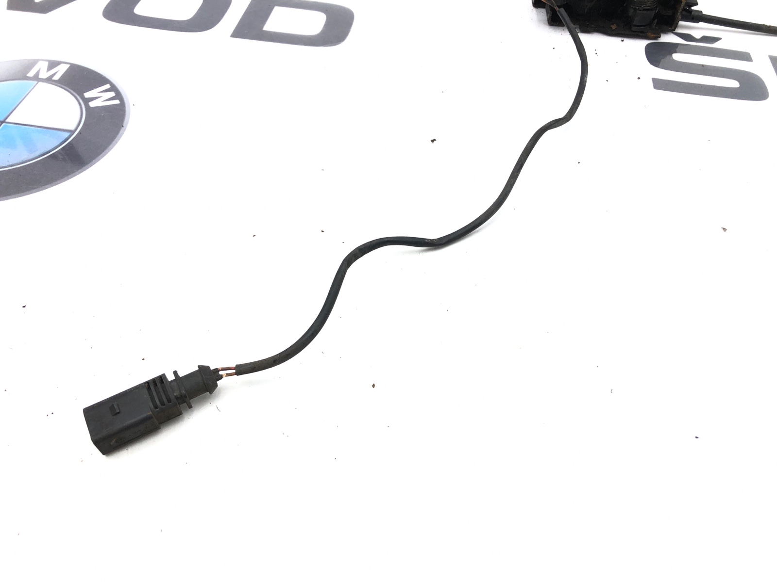 замок капота, 1000 рублей, Москва