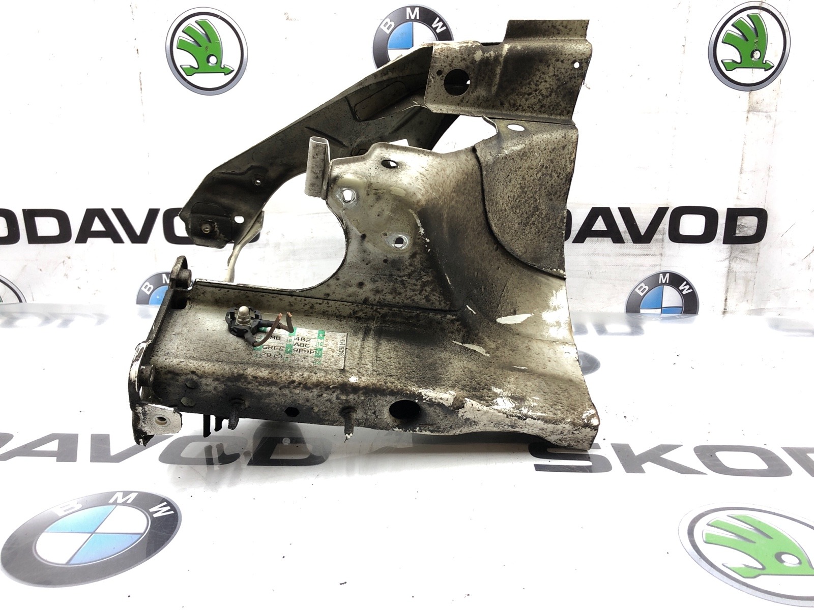 лонжерон, 6500 рублей, Москва