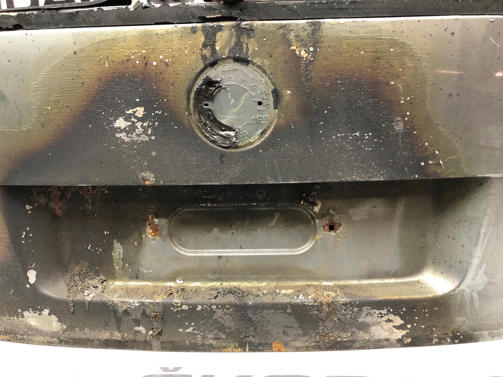 крышка багажника, 5000 рублей, Москва