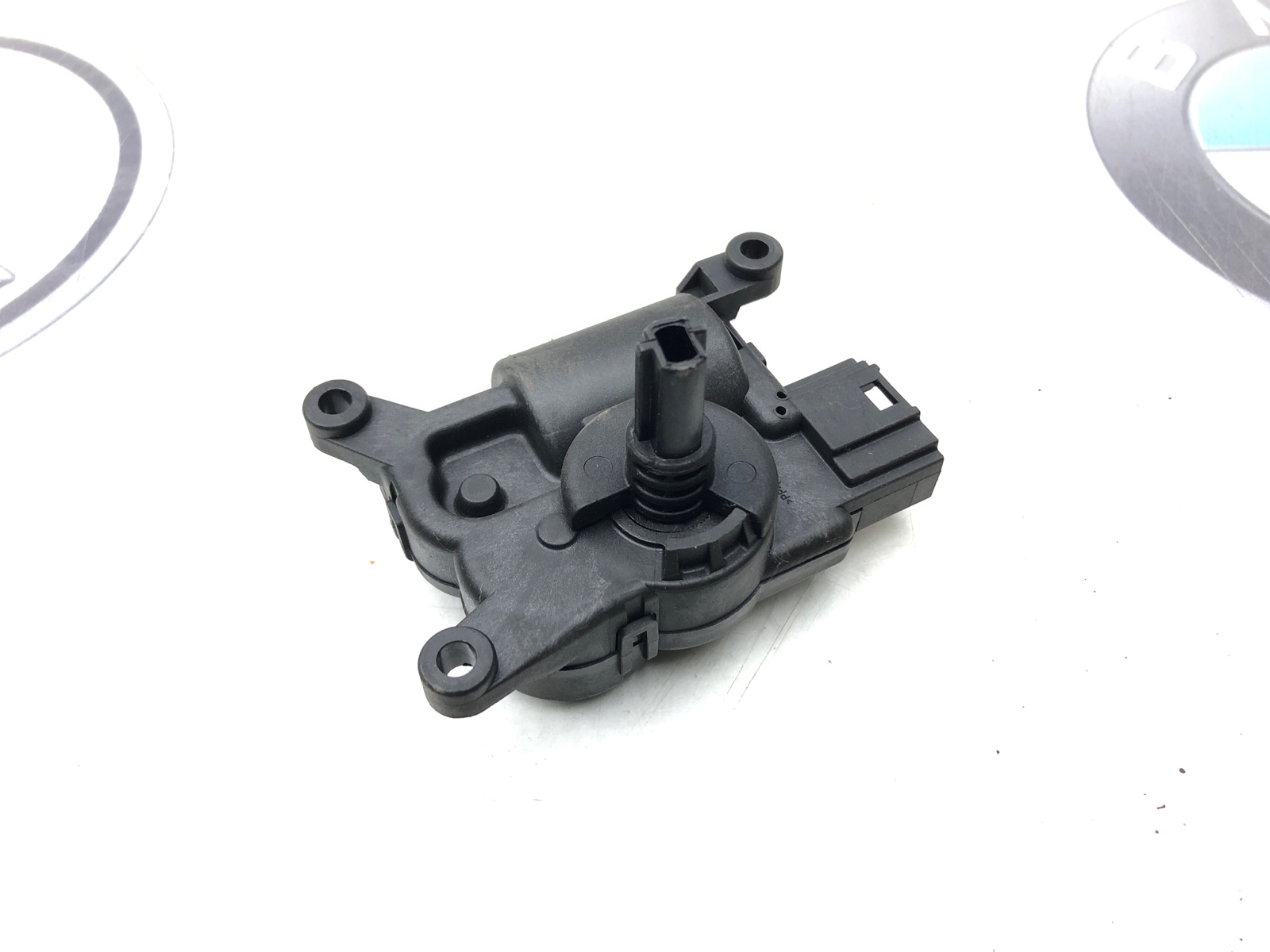 Сервопривод заслонки печки, 3000 рублей, Москва