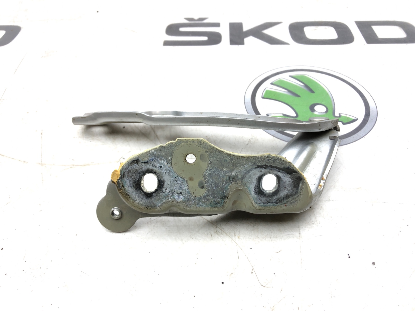 петля капота, 2000 рублей, Москва