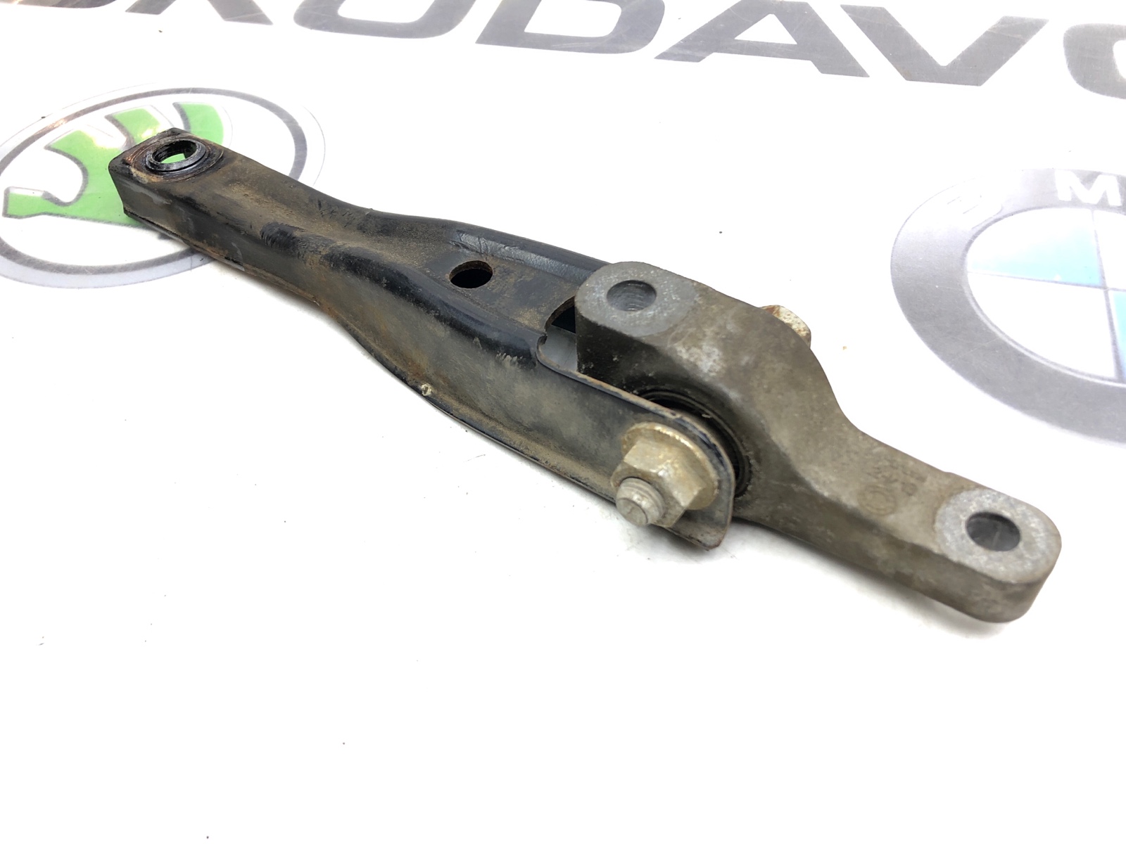 Кронштейн двигателя, 1000 рублей, Москва