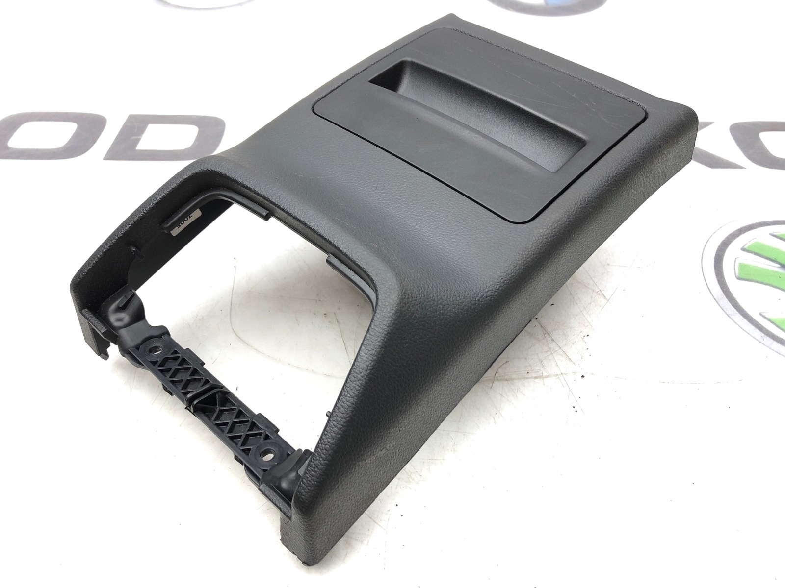 Пепельница, 2000 рублей, Москва