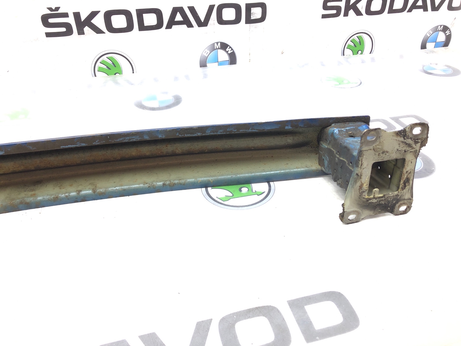 усилитель бампера, 1000 рублей, Москва