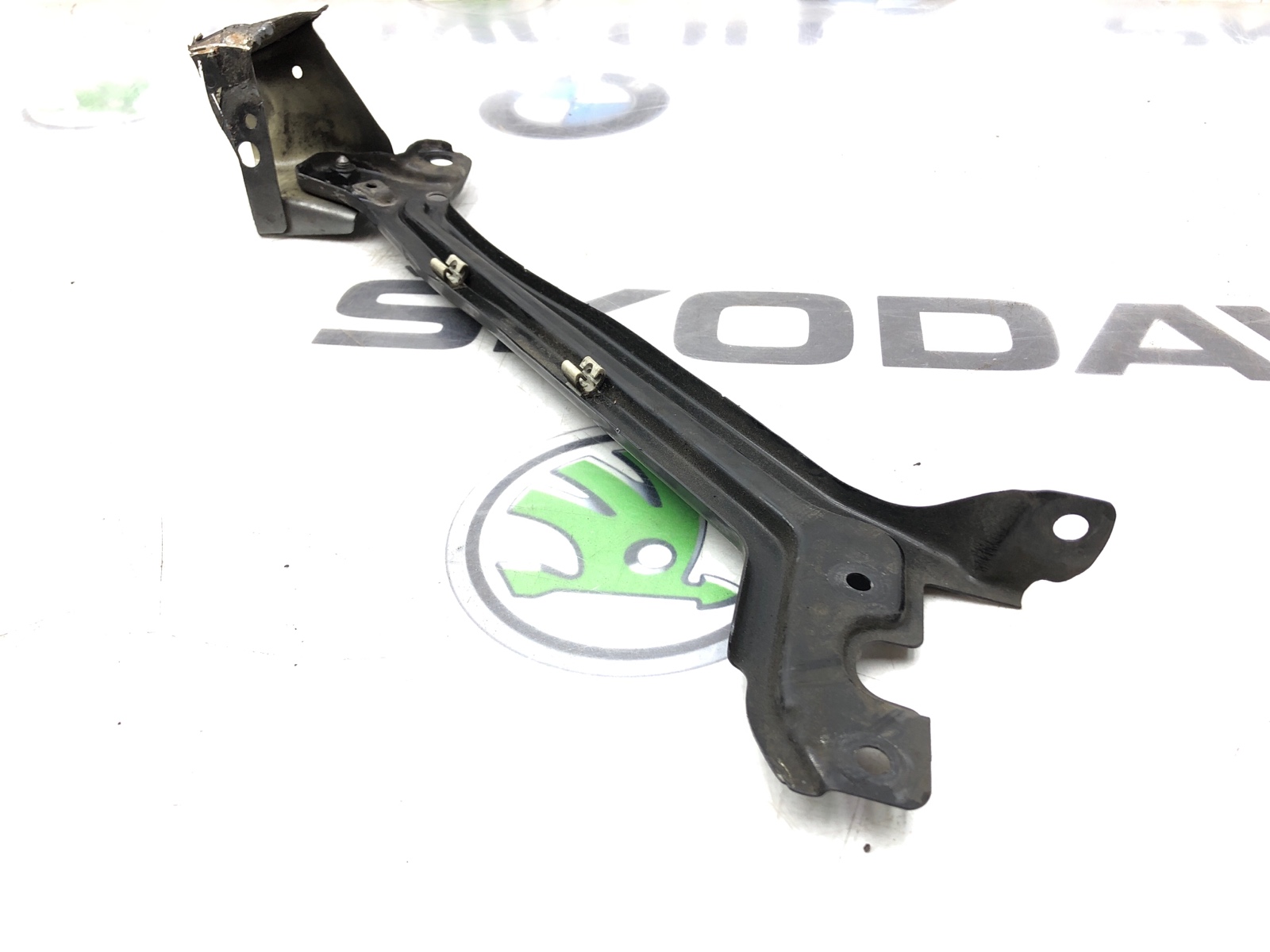 Кронштейн передней панели, 2000 рублей, Москва