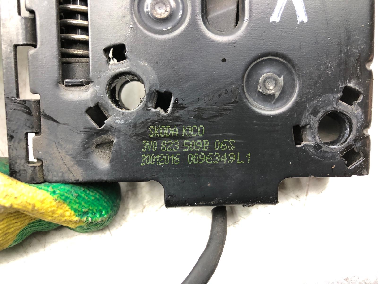 замок капота, 4000 рублей, Москва