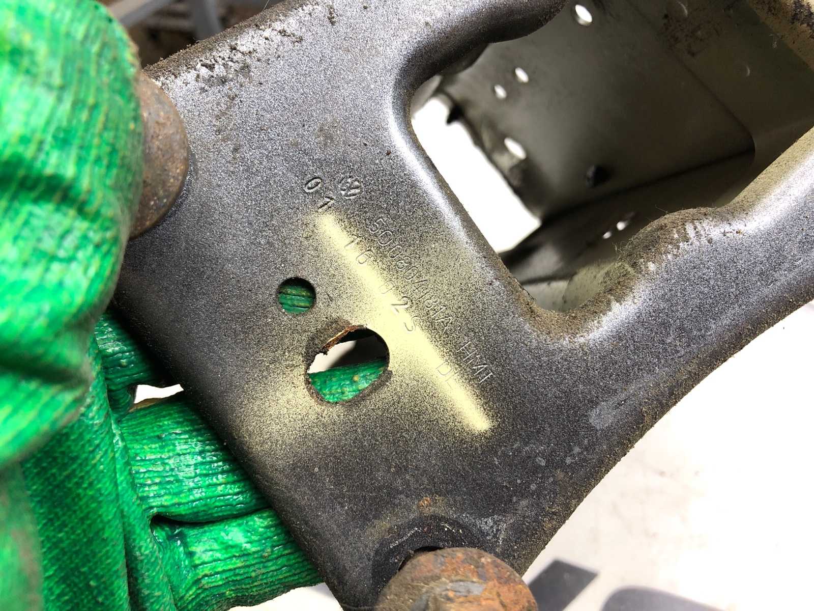 лонжерон, 5000 рублей, Москва