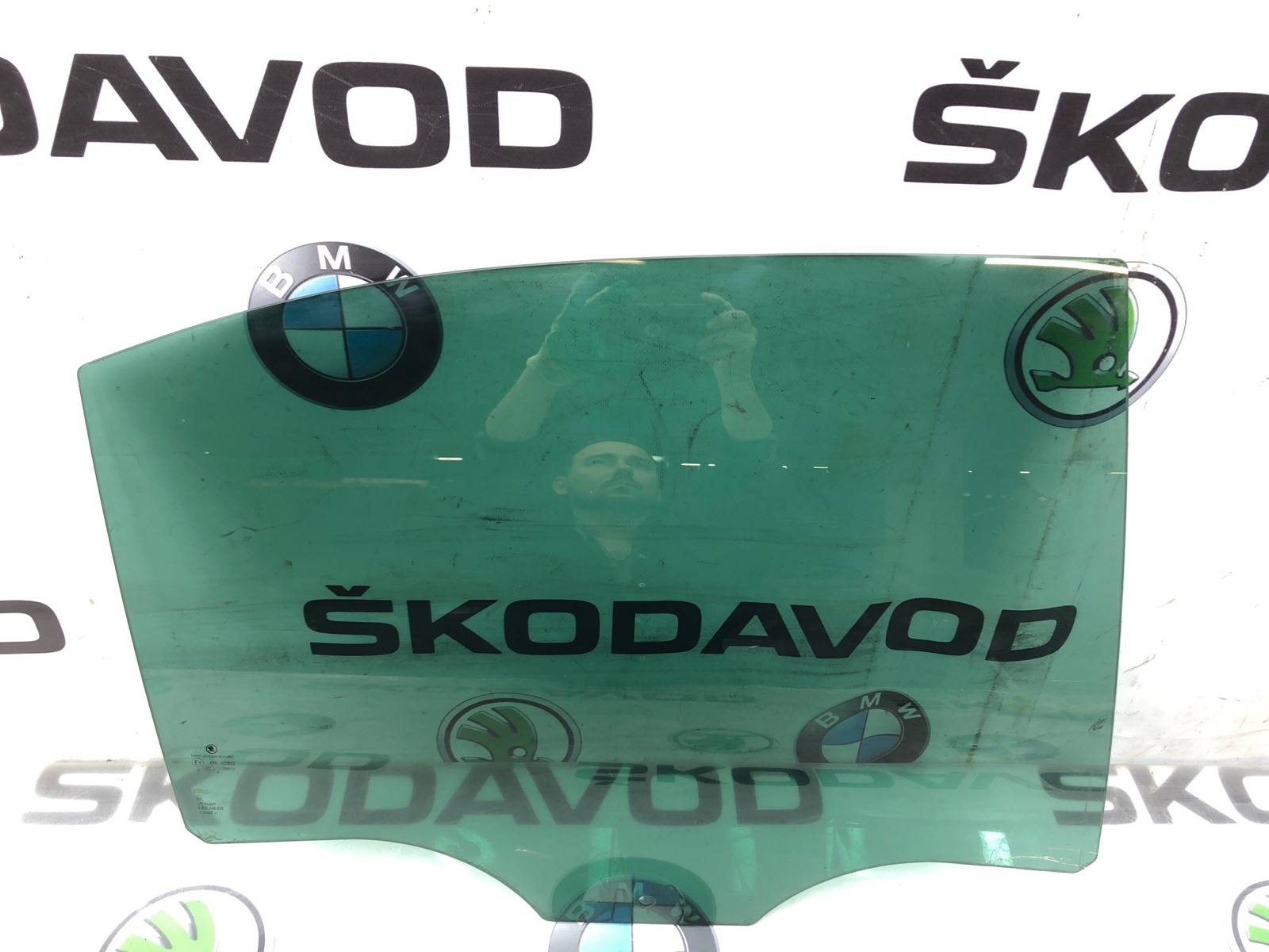 Стекло двери, 9000 рублей, Москва