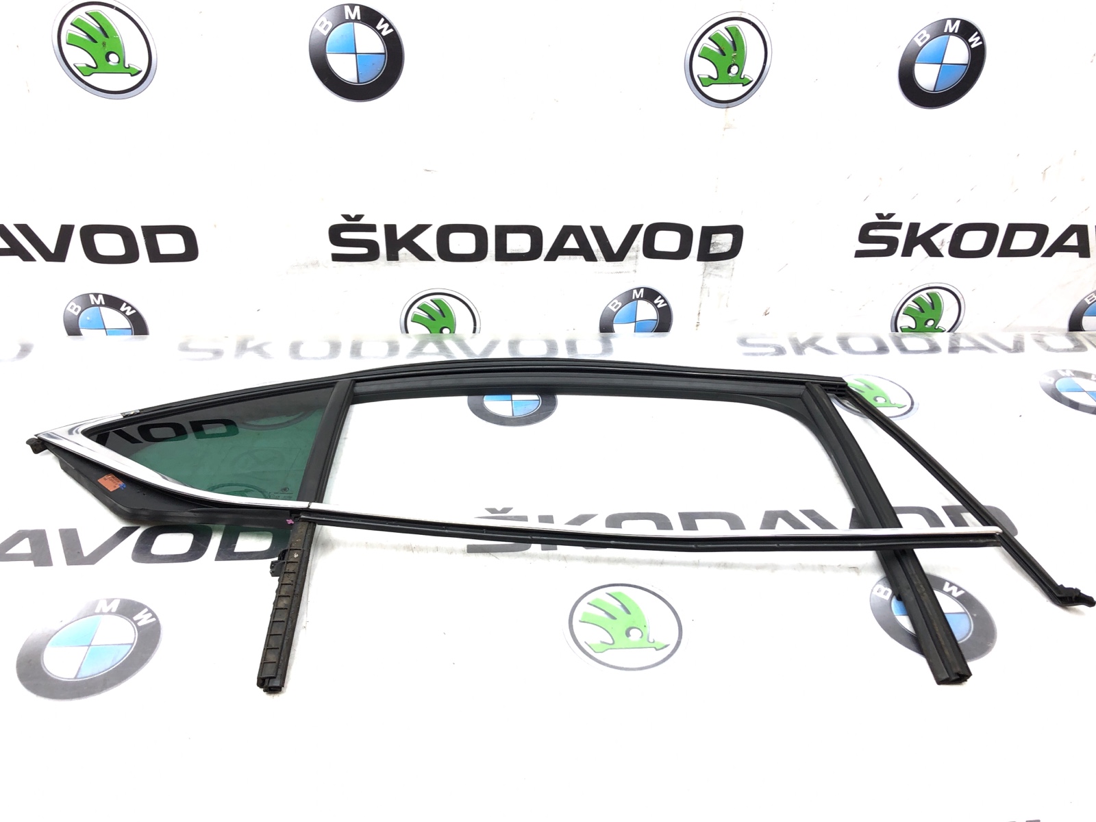 форточка двери, 10000 рублей, Москва