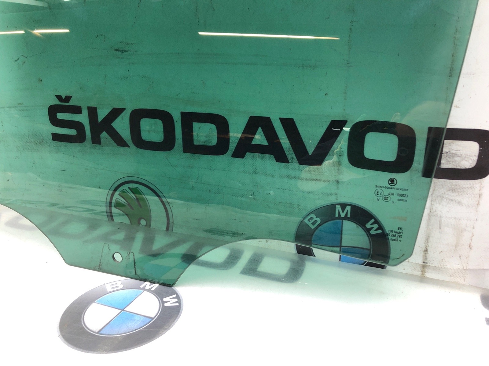 Стекло двери, 9000 рублей, Москва