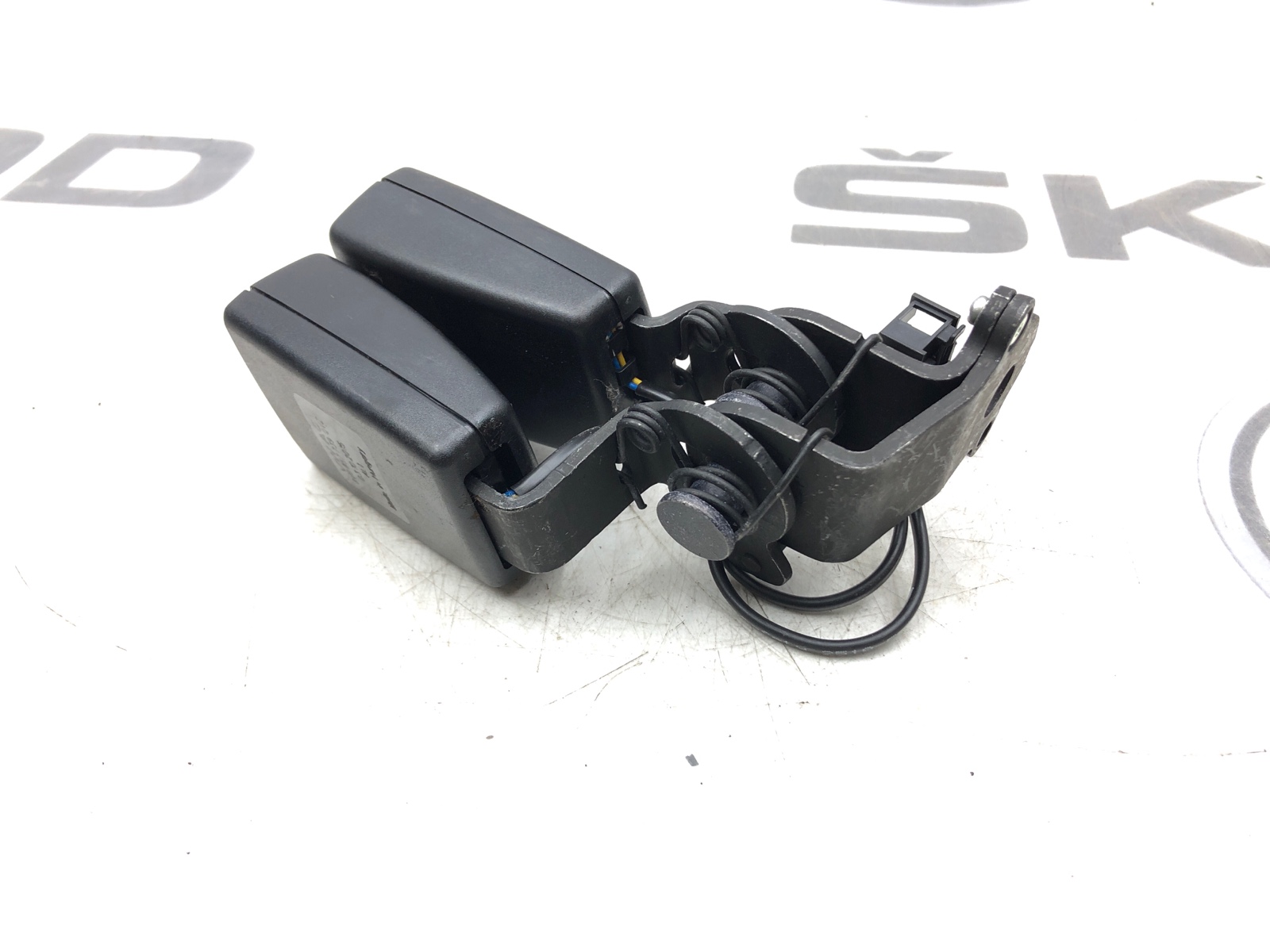 Замок ремня безопасности, 400 рублей, Москва