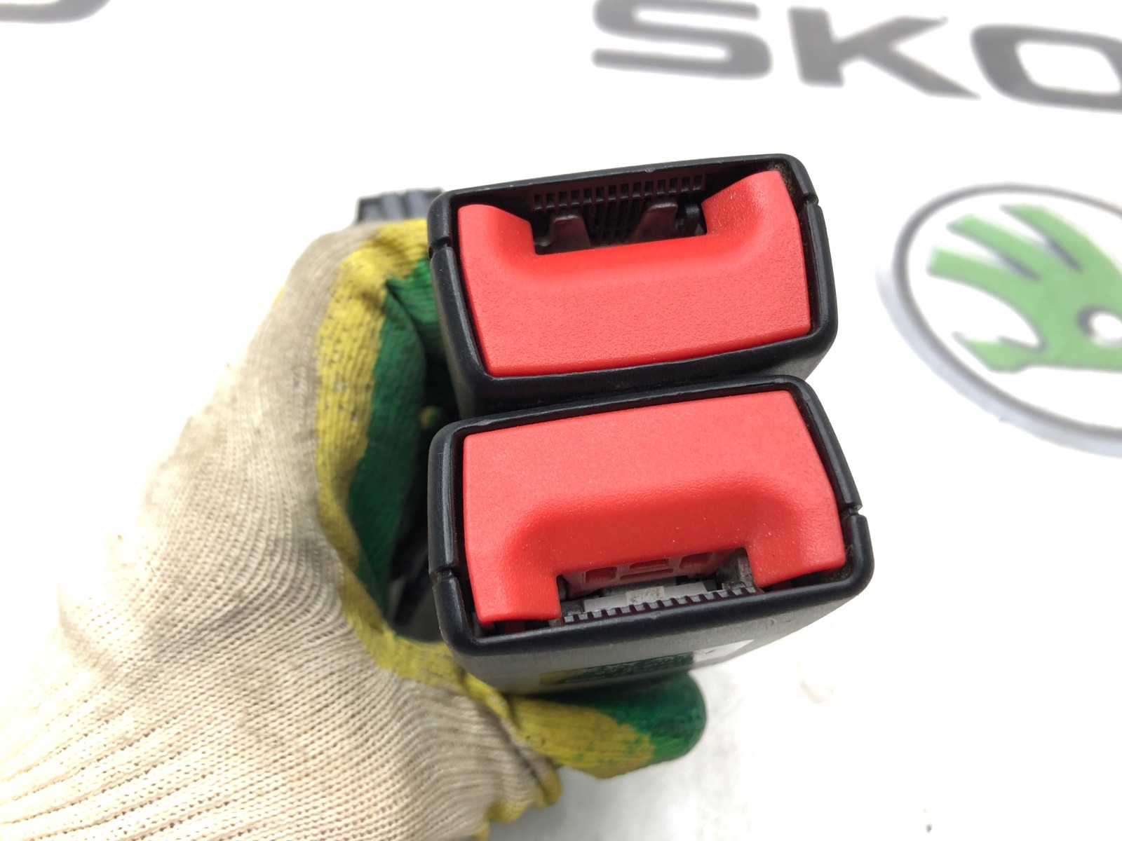 Замок ремня безопасности, 400 рублей, Москва