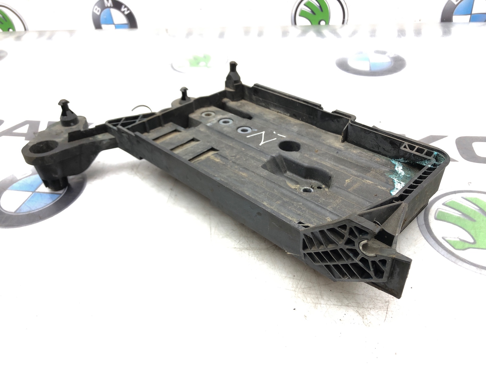 Площадка аккумулятора (АКБ), 1000 рублей, Москва