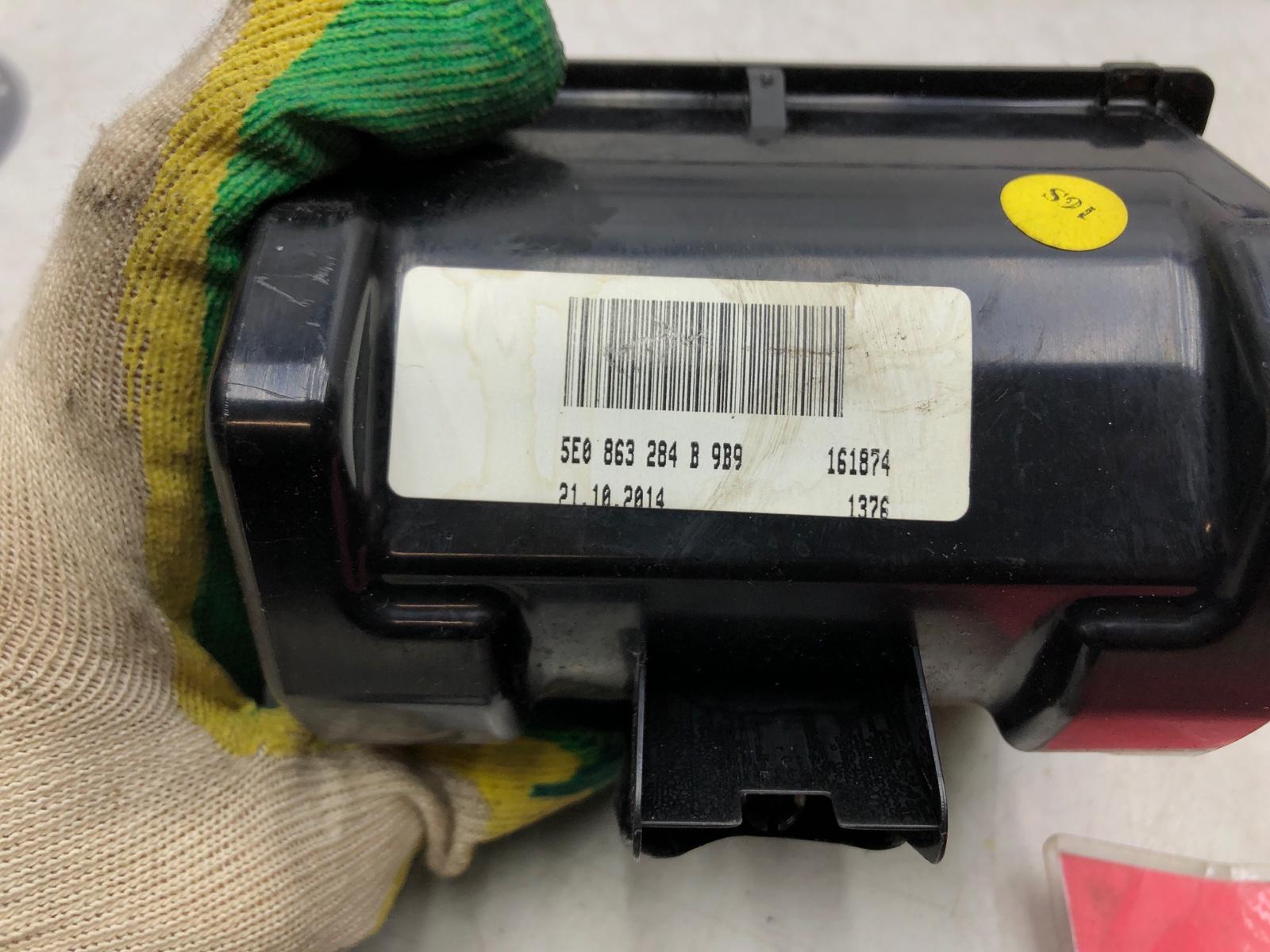 Пепельница, 1000 рублей, Москва