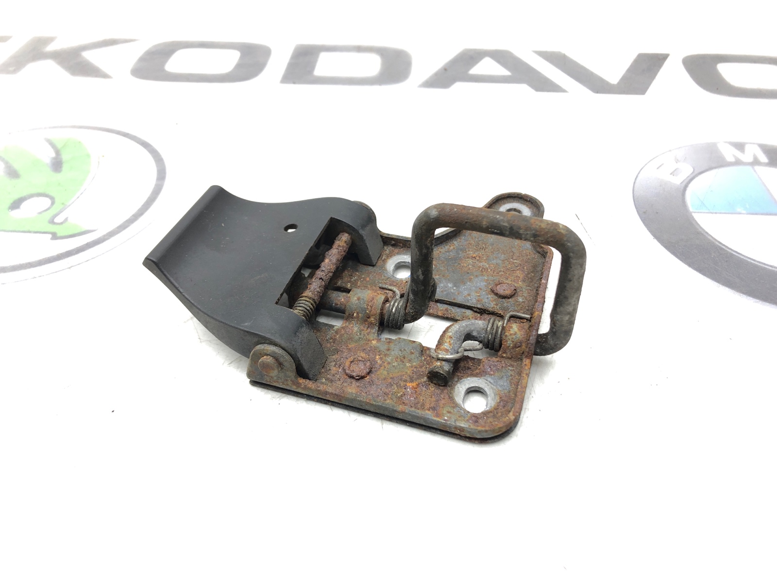 крюк капота, 2500 рублей, Москва