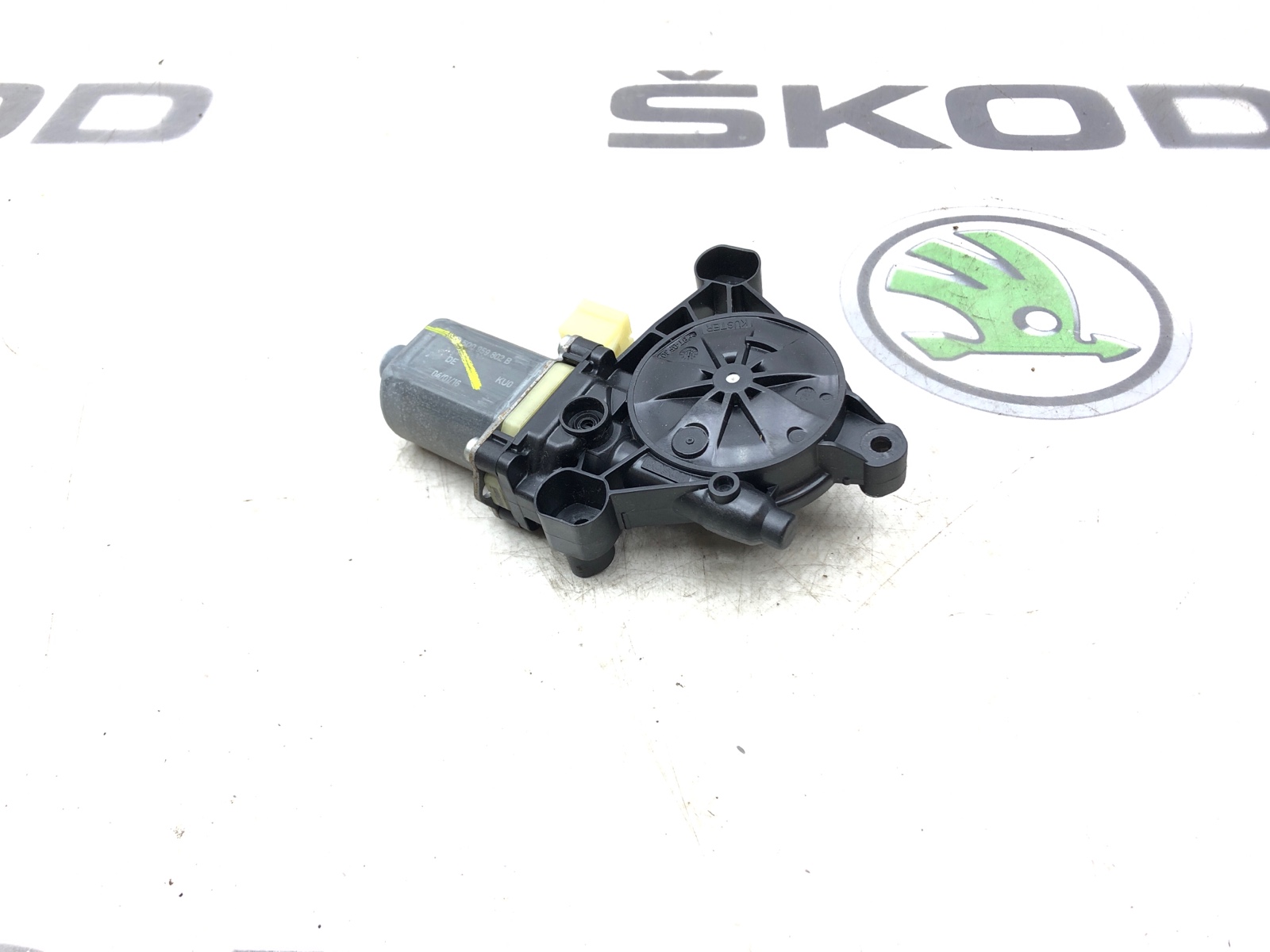 мотор стеклоподъемника, 500 рублей, Москва