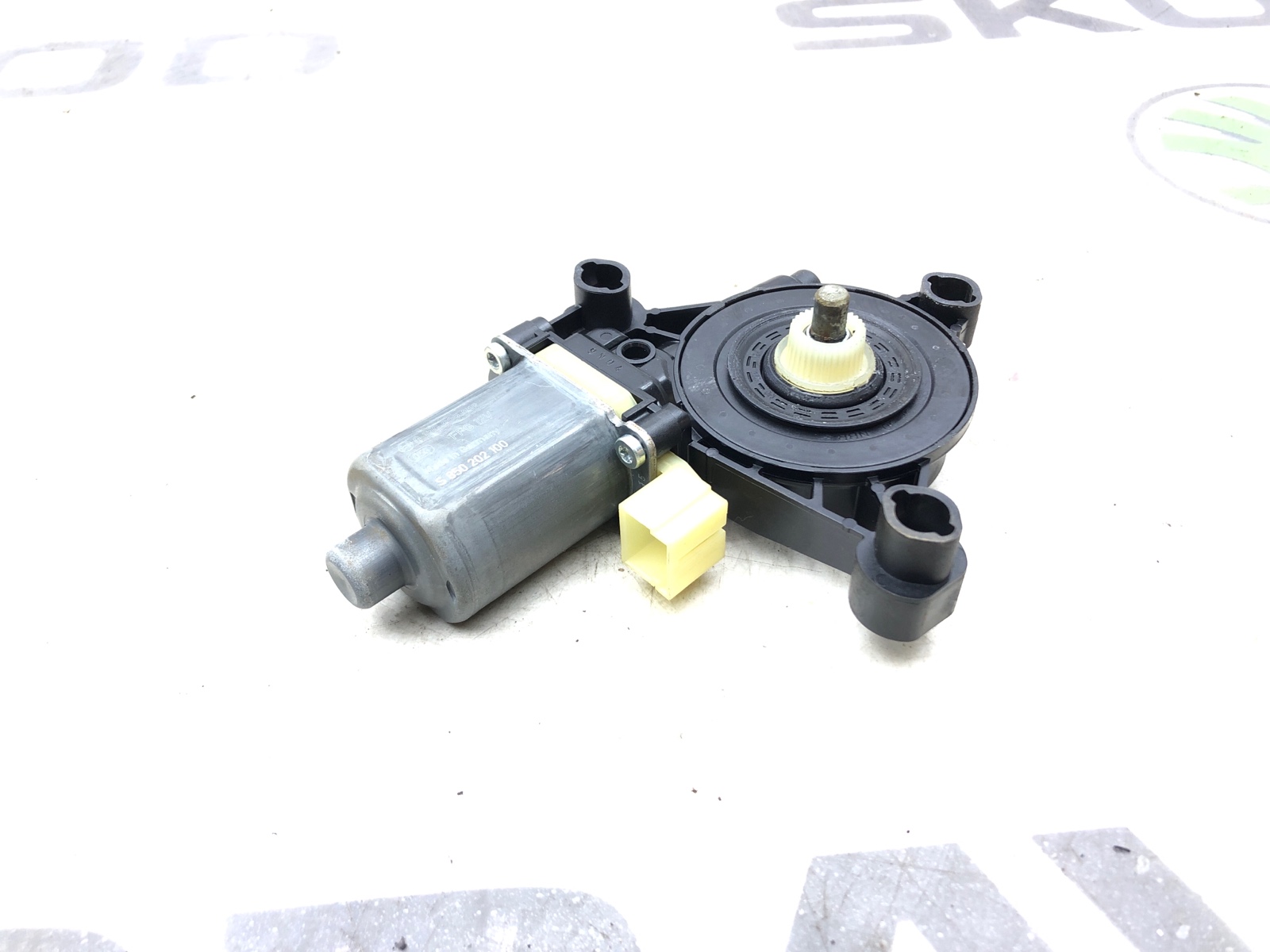 мотор стеклоподъемника, 500 рублей, Москва