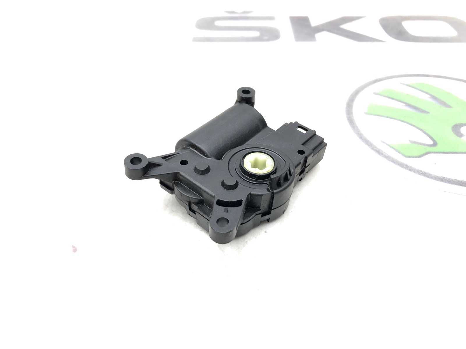 Сервопривод заслонки печки, 2000 рублей, Москва