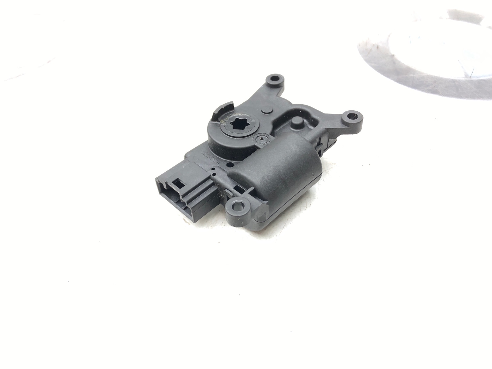 Сервопривод заслонки печки, 2000 рублей, Москва