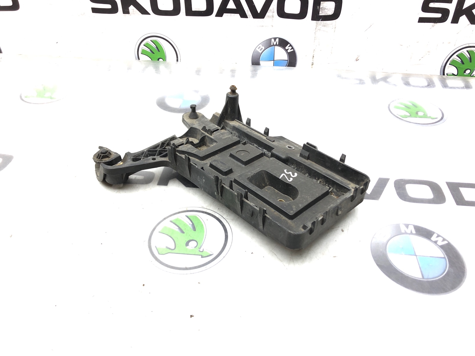 Площадка аккумулятора (АКБ), 1500 рублей, Москва