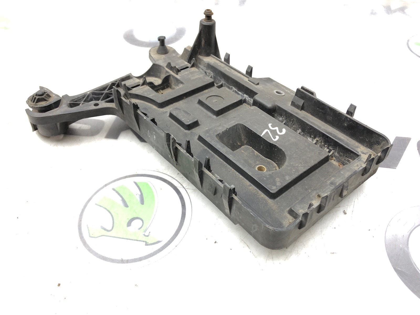 Площадка аккумулятора (АКБ), 1500 рублей, Москва