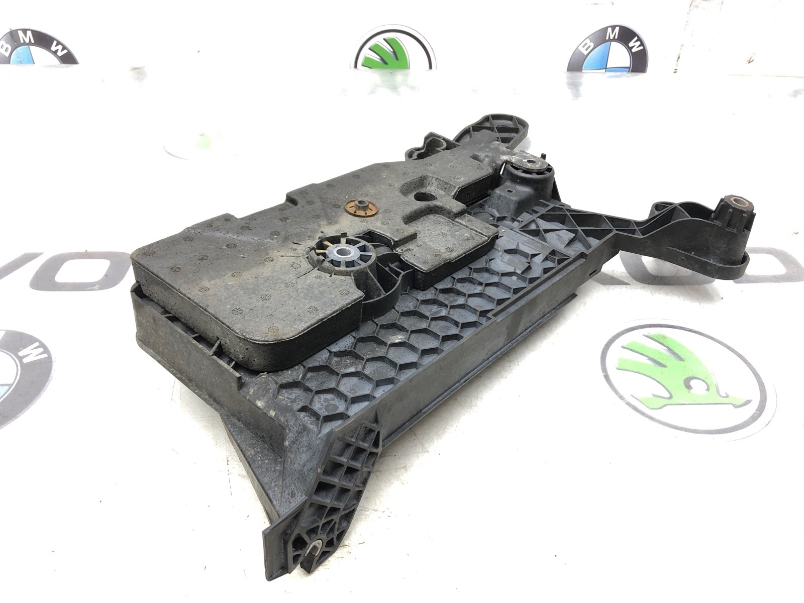 Площадка аккумулятора (АКБ), 1000 рублей, Москва