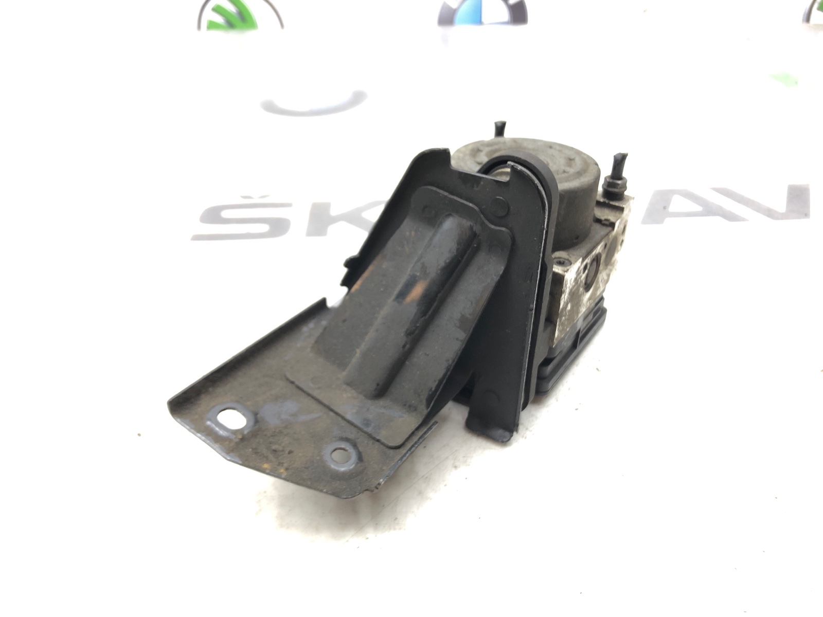 блок ABS, 4000 рублей, Москва