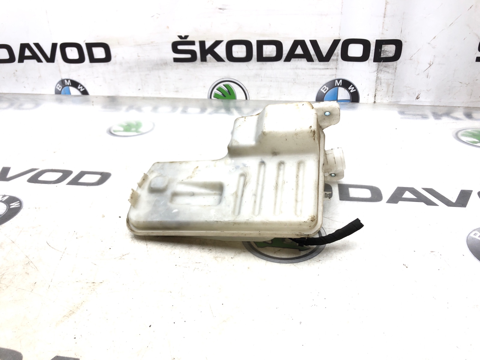 бачок омывателя, 3000 рублей, Москва