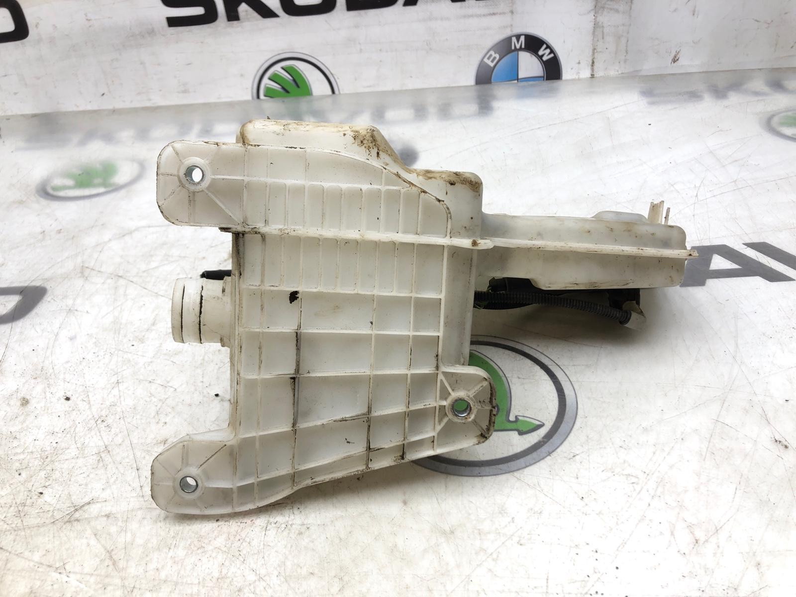 бачок омывателя, 3000 рублей, Москва