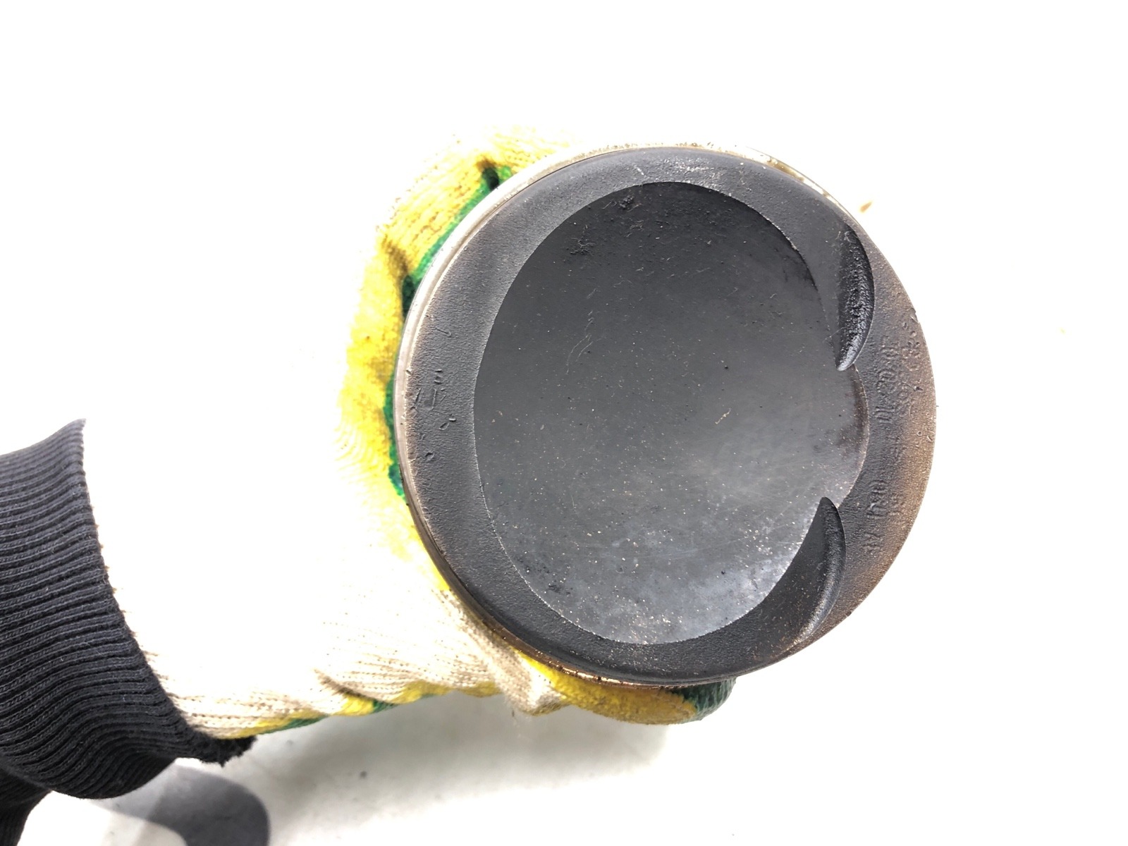 поршень, 2000 рублей, Москва