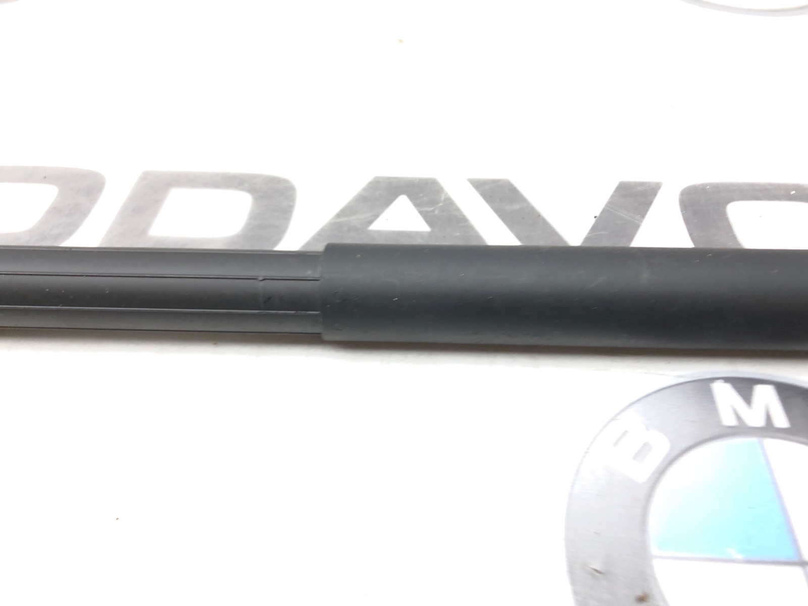 Амортизатор крышки багажника, 1000 рублей, Москва