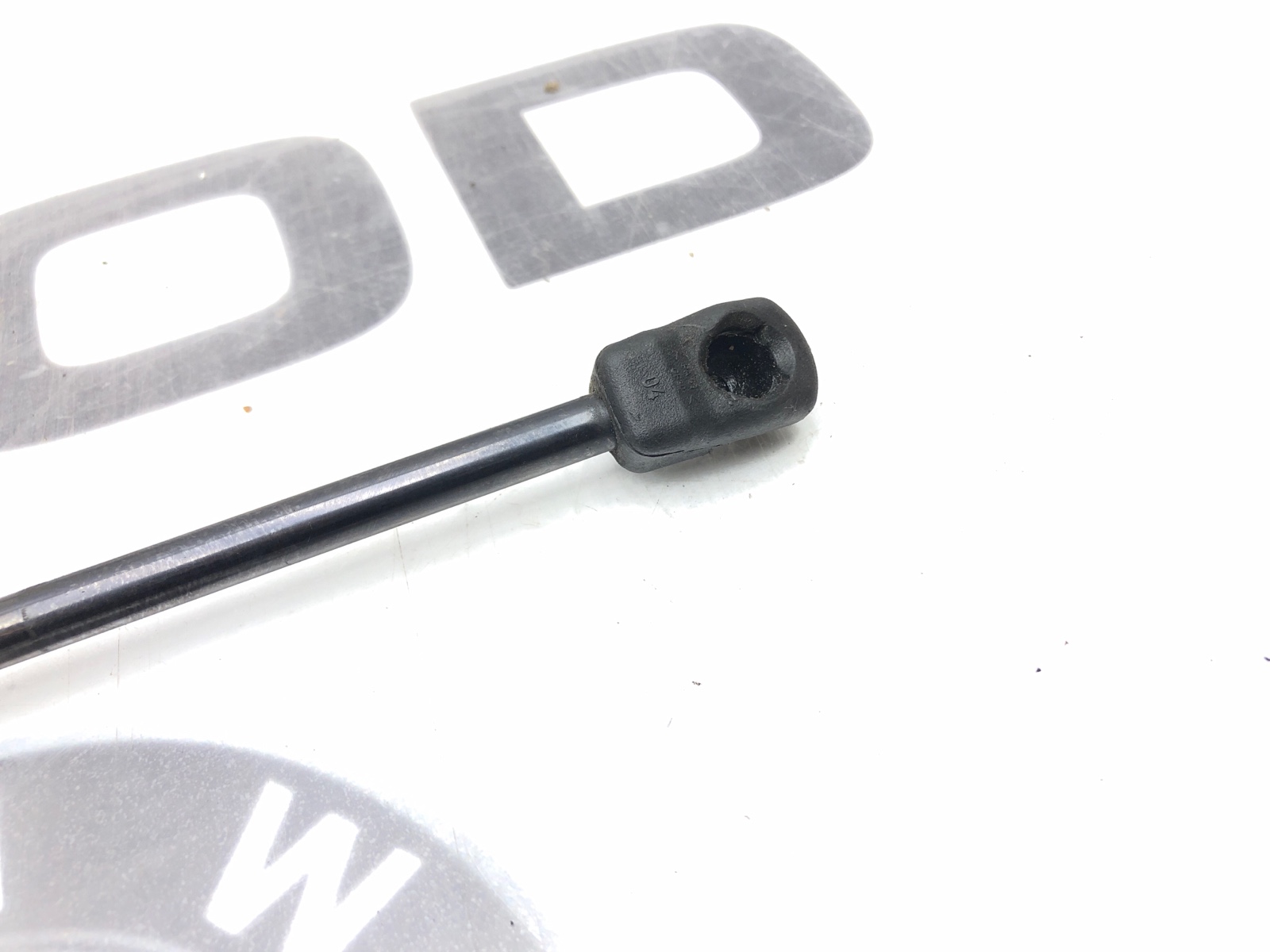 амортизатор капота, 500 рублей, Москва