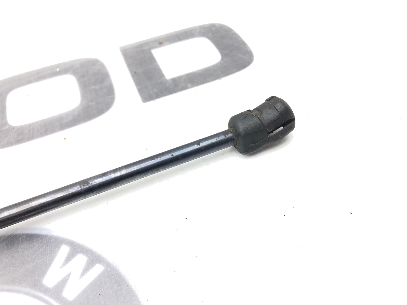 амортизатор капота, 500 рублей, Москва