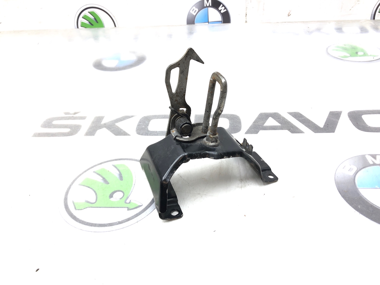 крюк капота, 700 рублей, Москва