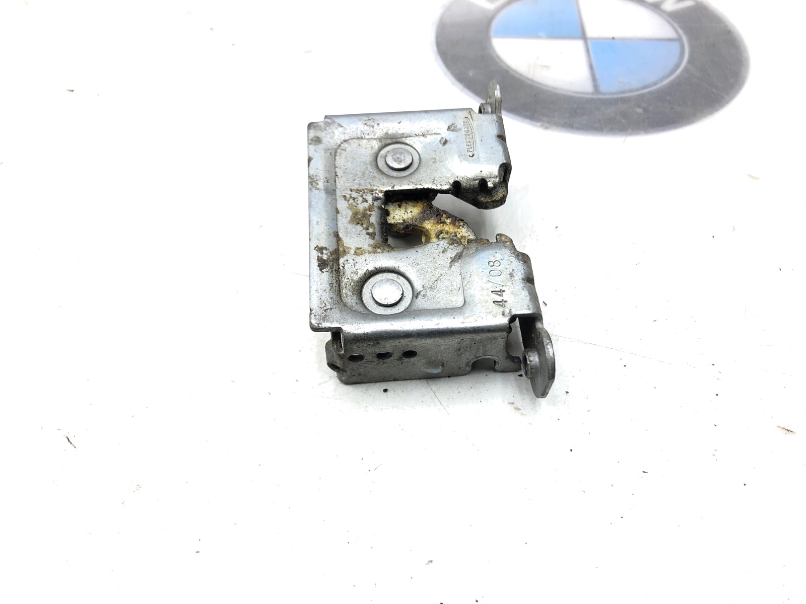 замок капота, 1000 рублей, Москва