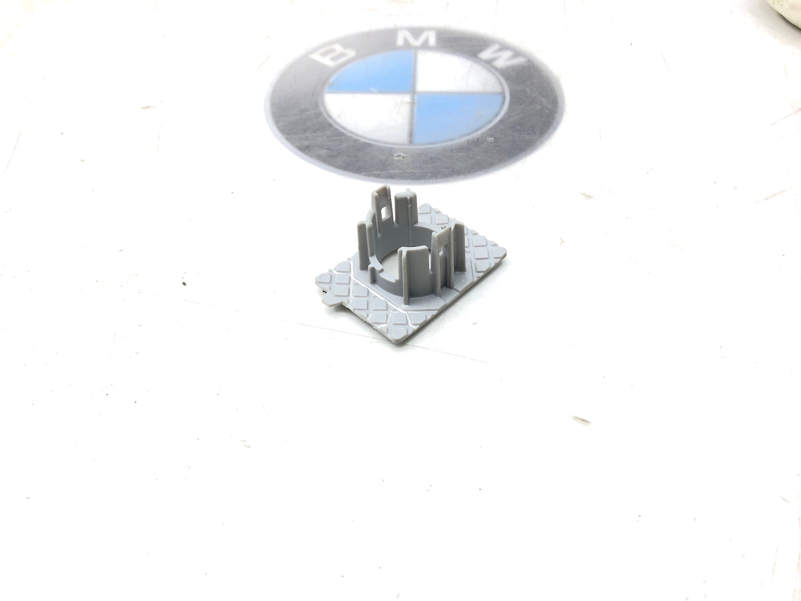 Кронштейн парктроников, 700 рублей, Москва