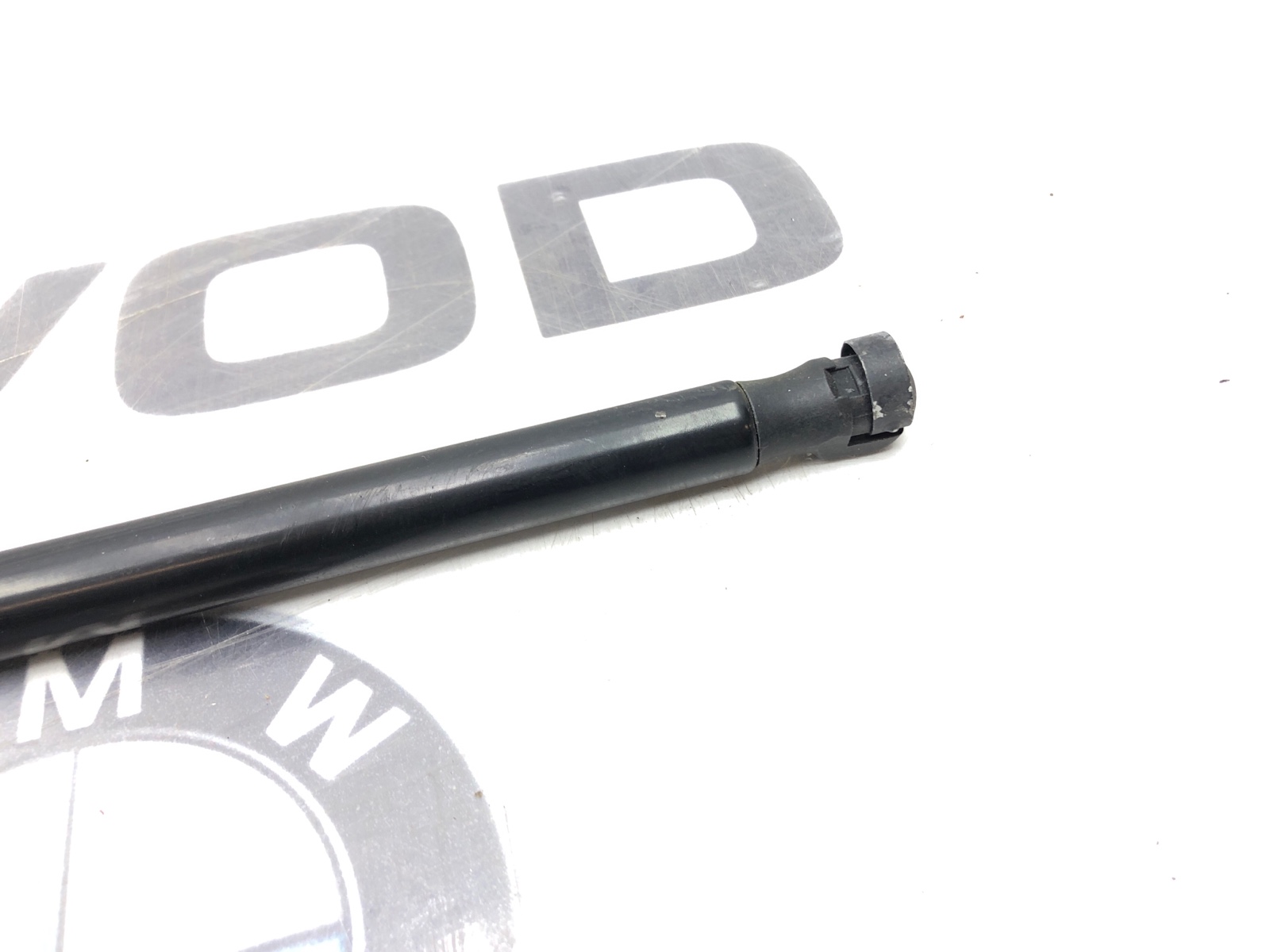 Амортизатор крышки багажника, 500 рублей, Москва