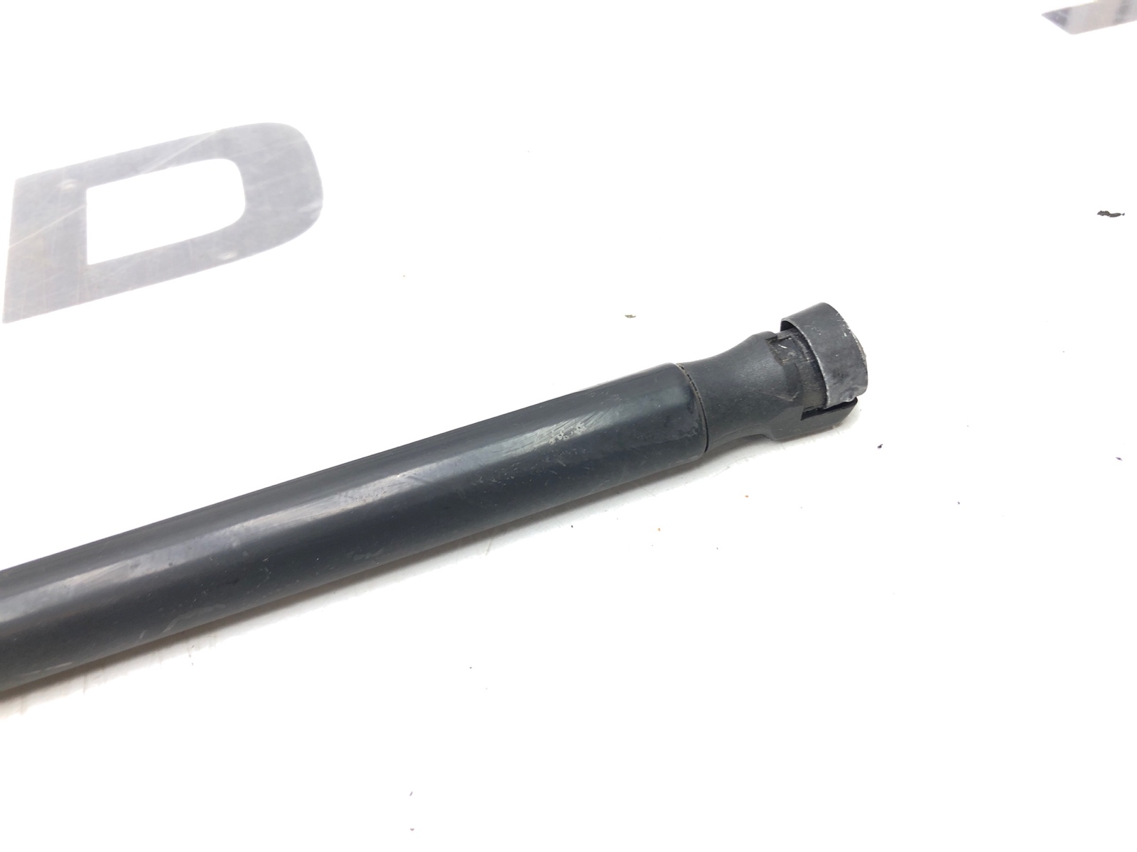 Амортизатор крышки багажника, 500 рублей, Москва