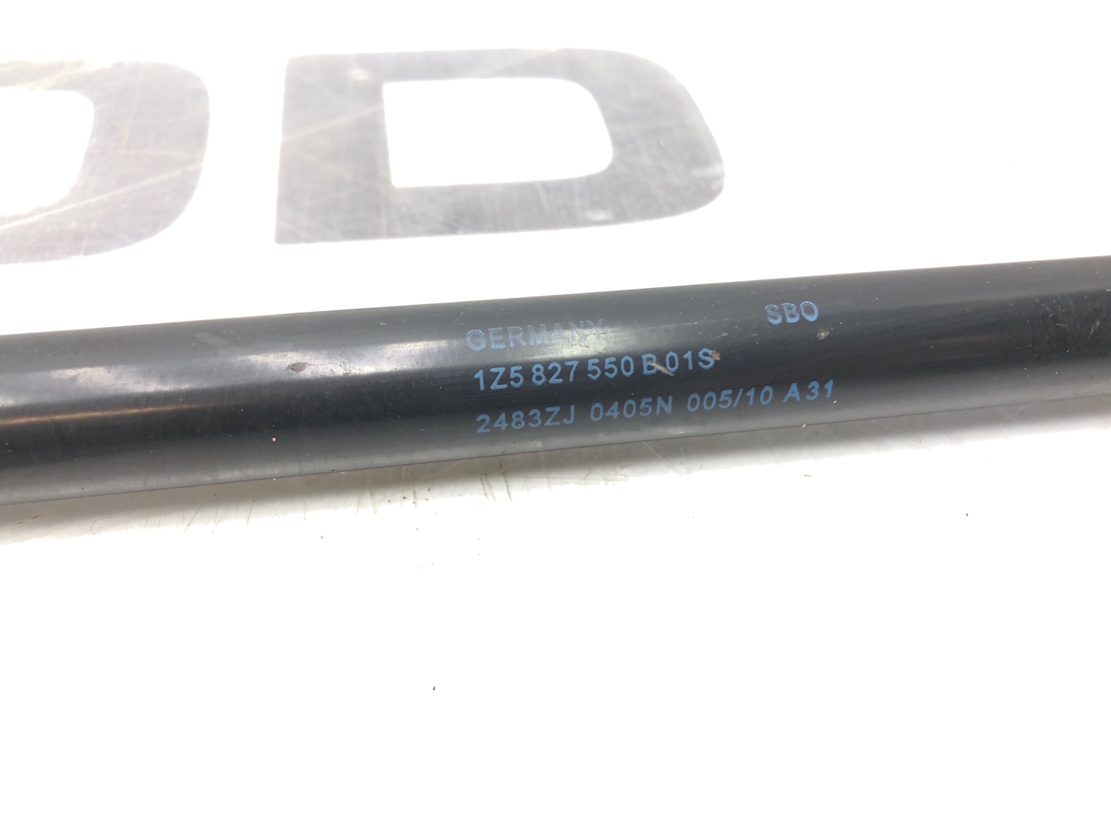 Амортизатор крышки багажника, 500 рублей, Москва