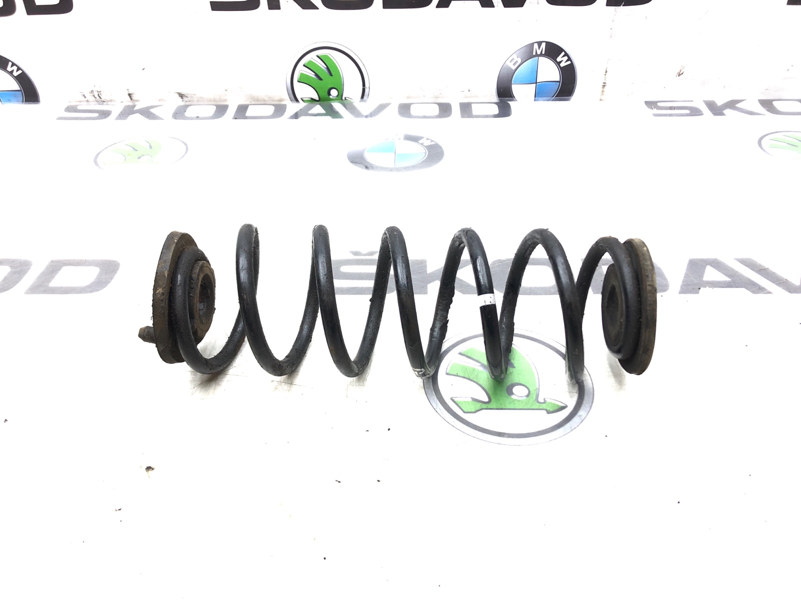 Пружина подвески, 2000 рублей, Москва