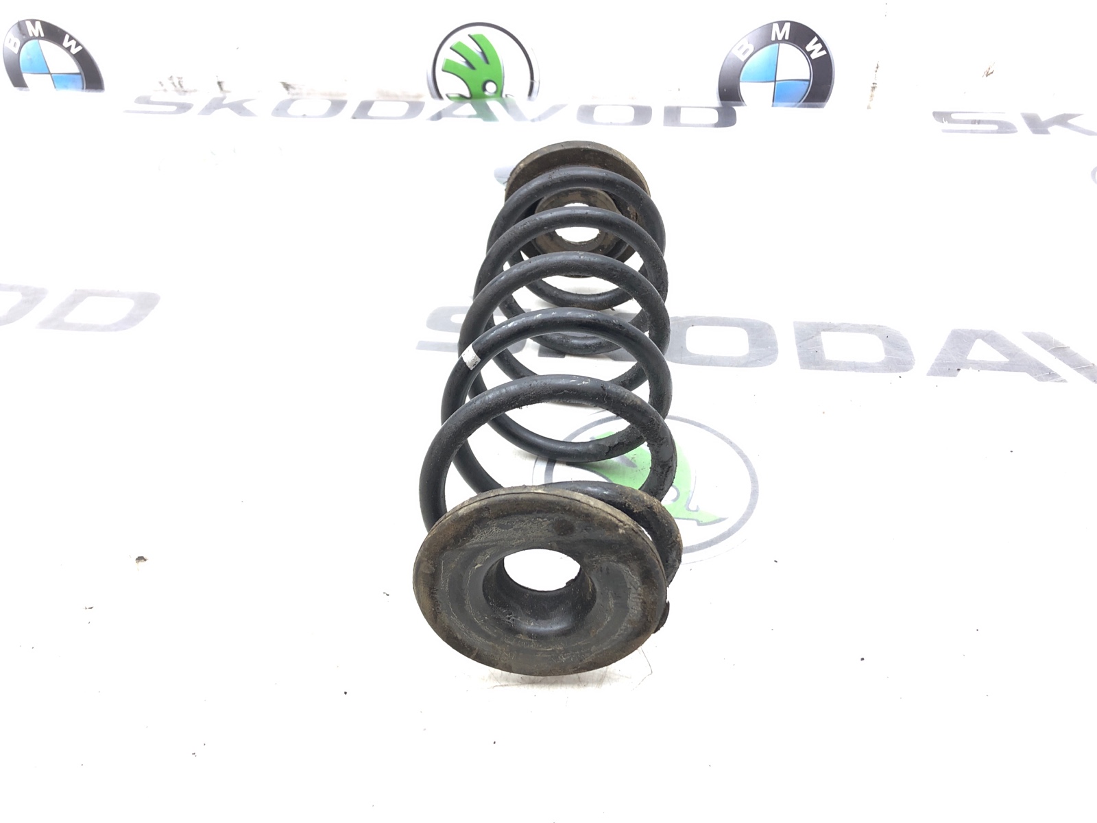 Пружина подвески, 2000 рублей, Москва