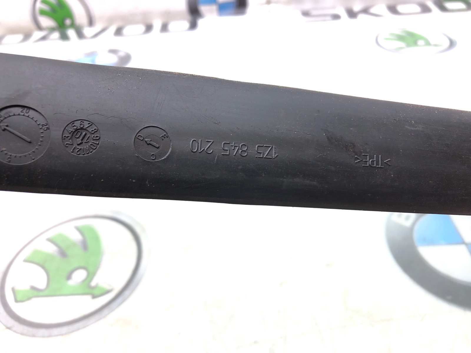 форточка двери, 1500 рублей, Москва