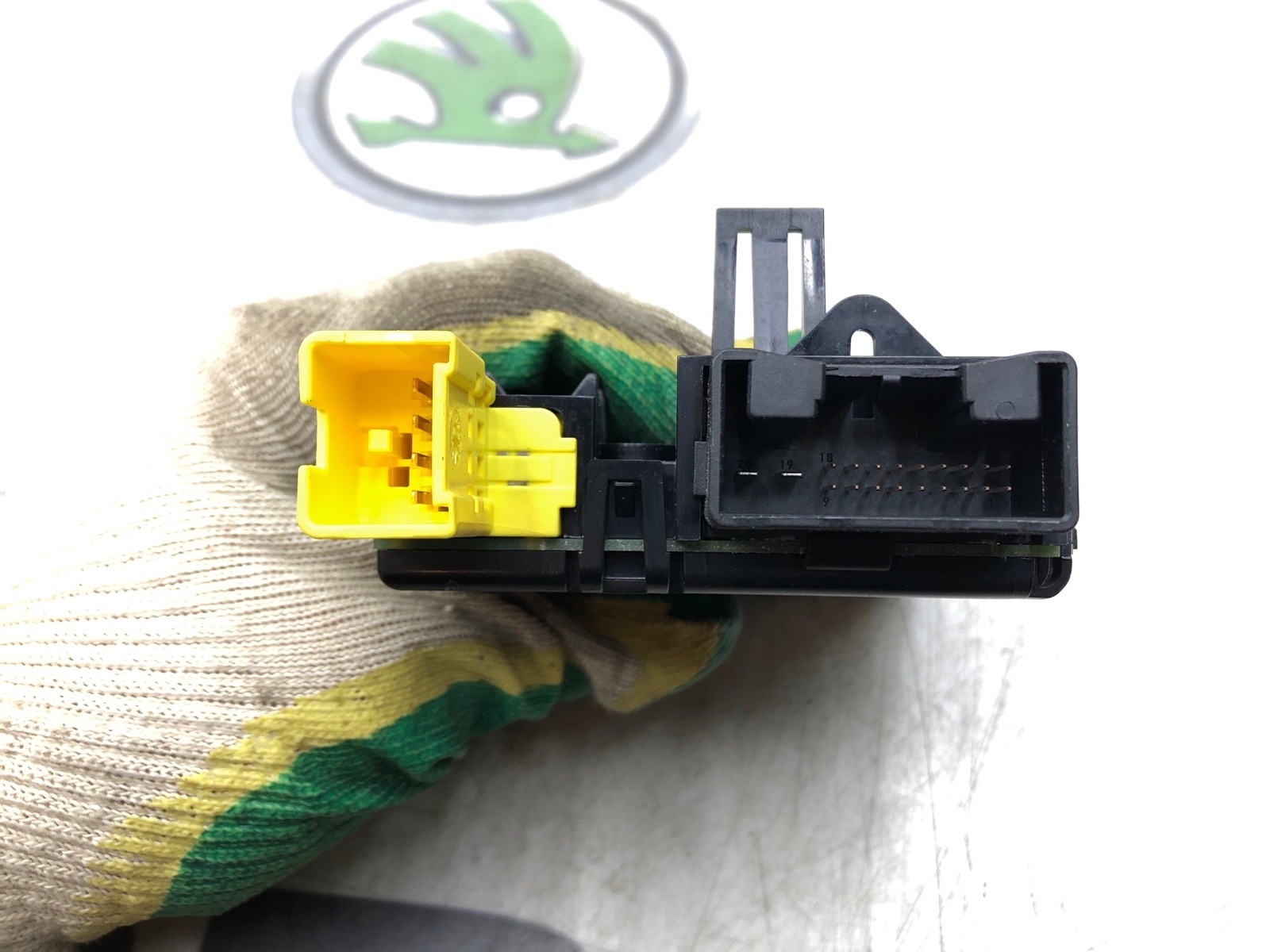 Блок подрулевых переключателей, 1000 рублей, Москва