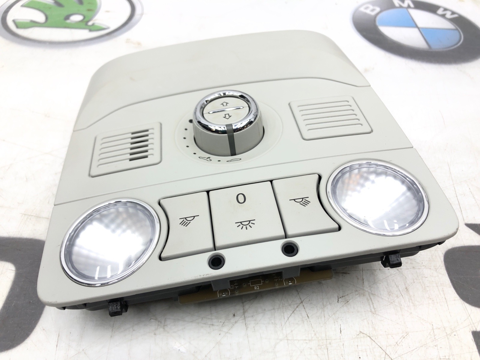 Плафон освещения салона, 4500 рублей, Москва